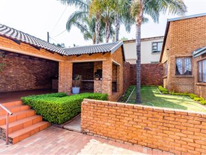 4 Bed House in Erasmuskloof