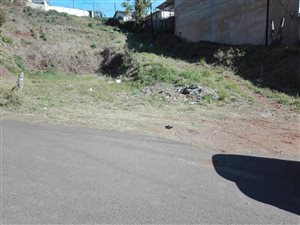 2100 m² Land available in Briardene