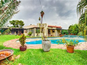 3 Bed House in Birch Acres