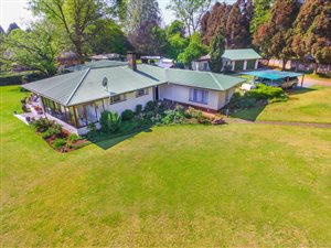 5 Bed House in Himeville