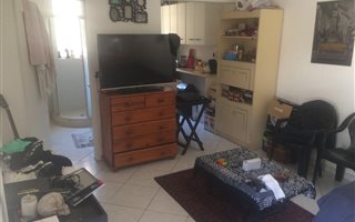 1 Bedroom Garden Cottage in Savoy Estate