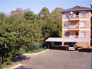 2 Bed Apartment in Clarendon