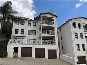 2 Bed Townhouse in Constantia Kloof