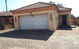 3 Bedroom Townhouse in New State Area
