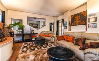5 Bedroom House in Parktown North