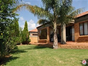 3 Bedroom Cluster in Pinehaven