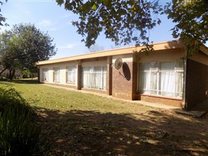 4 Bed House in Amajuba Park