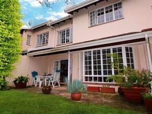 3 Bed Townhouse in Kloof