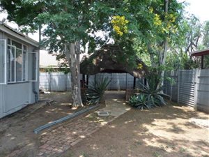 4 Bed House in Daspoort