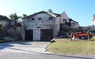 5 Bedroom House in Arniston