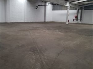 1396 m² Commercial space in New Germany