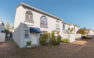 2 Bedroom Apartment in Plumstead