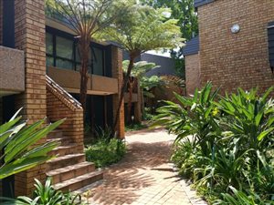 98 m² Commercial space in Garsfontein