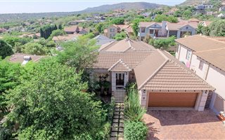 2 Bedroom House in Featherbrooke Estate