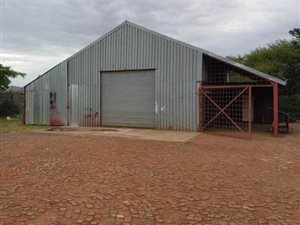 702 m² Industrial space in Brits Industrial