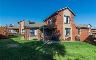 3 Bedroom Townhouse in Kyalami