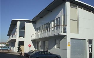 180 m² Commercial space in Capricorn
