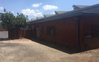 1332 m² Industrial space in Brits
