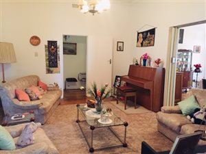 3 Bed House in Orange Grove
