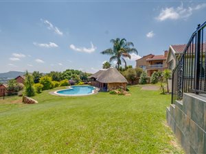 4 Bed House in Constantia Kloof