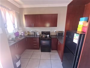 2 Bed Apartment in Willows