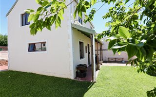 2 Bedroom Townhouse in Heritage Park