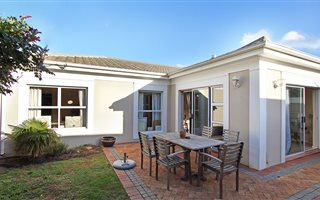 3 Bedroom House in Heritage Park