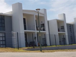 2 Bed Apartment in Island View