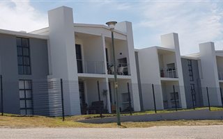 2 Bedroom Apartment in Island View