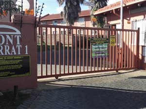2 Bed Townhouse in Meyersdal