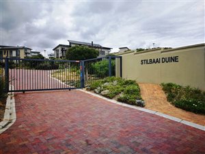 598 m² Land available in Stilbaai