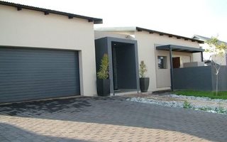 3 Bedroom House in Midstream Meadows