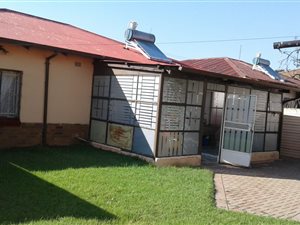 3 Bed House in Newlands