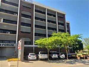 52 m² Commercial space in Val de Grace