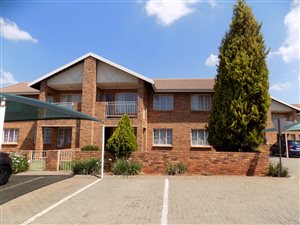 2 Bed Apartment in Highveld