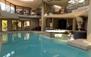 10 Bedroom House in Poortview