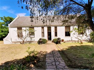 3 Bed House in Constantia Upper