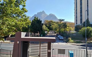 1 Bedroom Apartment in Rosebank