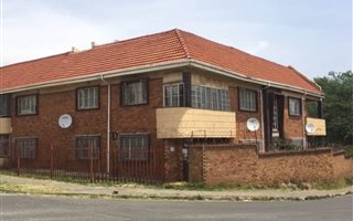 Commercial space in Rosettenville