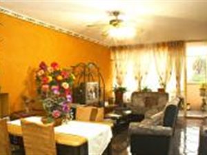 2 Bed Flat in Alberton