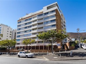 2 Bed Apartment in Fresnaye