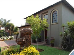 3 Bed House in Centurion Golf Estate