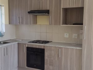 2 Bed Townhouse in Heuwelsig Estate