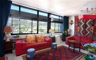 Studio apartment in Gardens