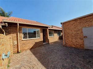 3 Bed Townhouse in Birch Acres