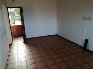 1 Bedroom Apartment in Umkomaas