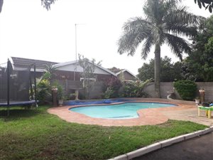 4 Bedroom House in Veld En Vlei