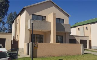 2 Bedroom Townhouse in Tasbet Park