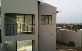 3 Bedroom House in Phoenix Industrial