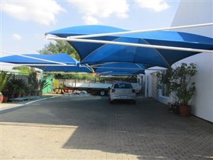1049 m² Commercial space in Bardene